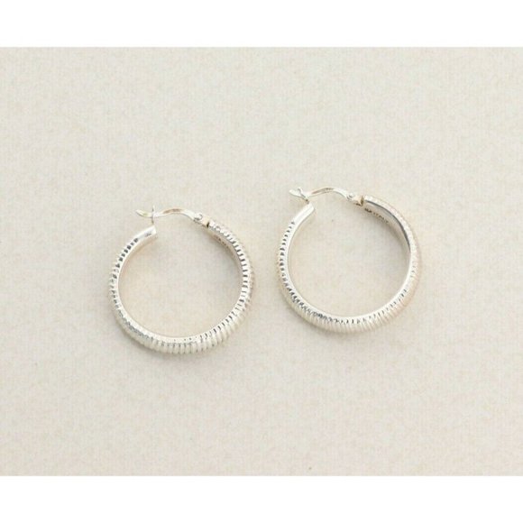 Sterling Silver Ribbed Hollow Design Earrings Hoop Earrings  One Inch - Picture 8 of 8